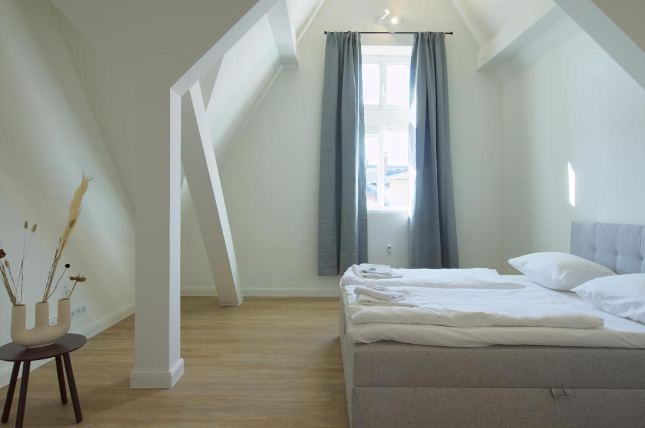 Vonbehling Boutique Apt. - Blick Ueber Die Daecher Wiesbaden Exterior photo